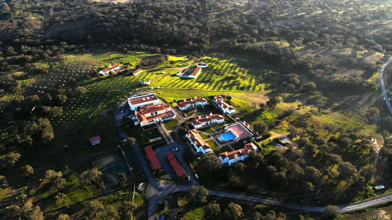 Monte Do Giestal - Casas De Campo & Spa Abela Extérieur photo